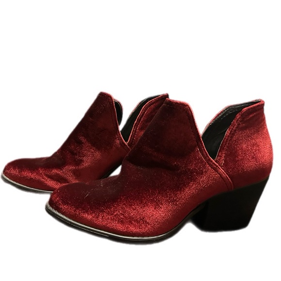 Steve Madden Red Velvet Boots - Picture 5 of 7